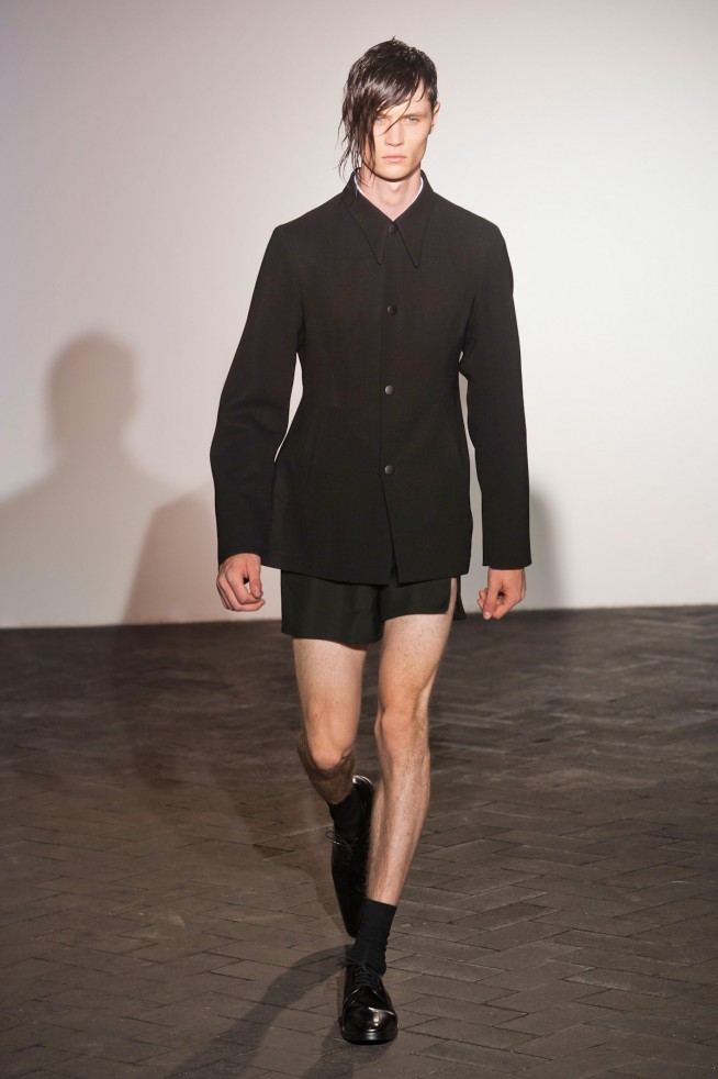 desfile-raf-simons-paris-men-verao2013-101