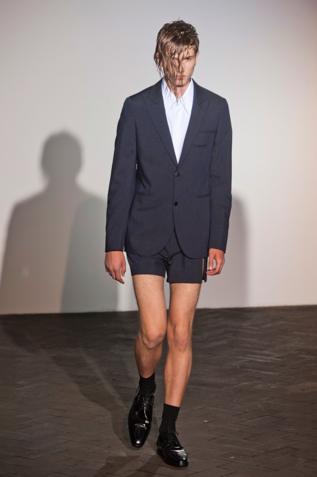 desfile-raf-simons-paris-men-verao2013-103