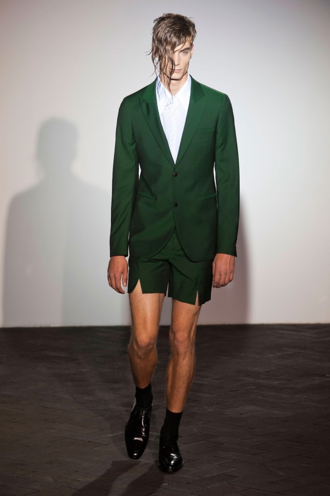 desfile-raf-simons-paris-men-verao2013-106