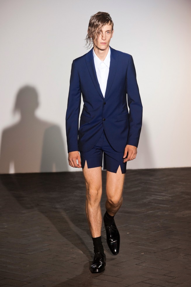 desfile-raf-simons-paris-men-verao2013-107