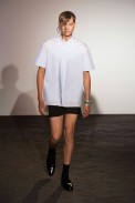 desfile-raf-simons-paris-men-verao2013-108
