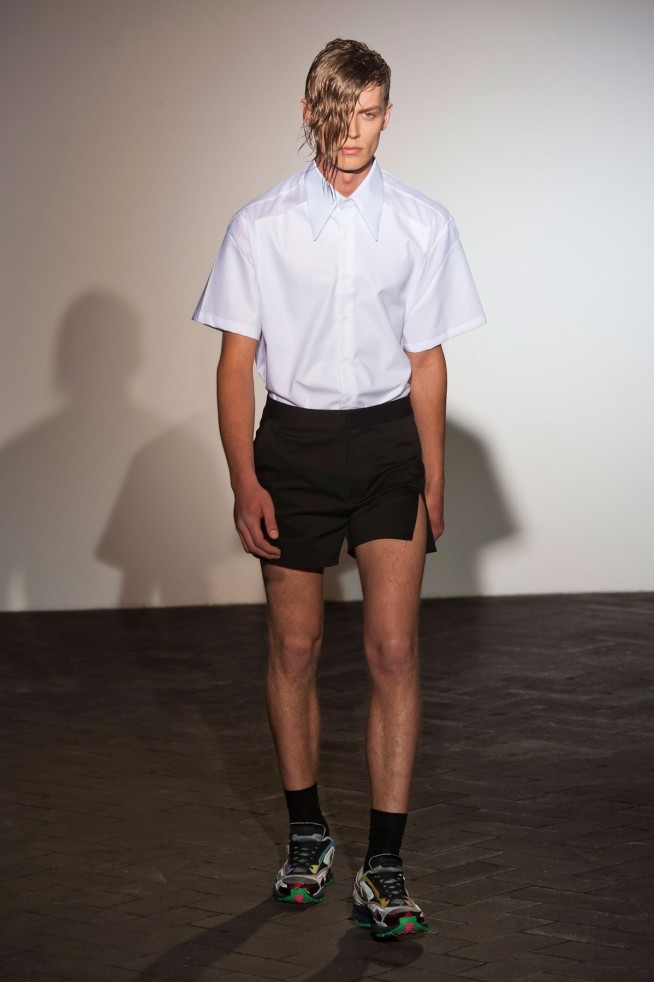 desfile-raf-simons-paris-men-verao2013-110