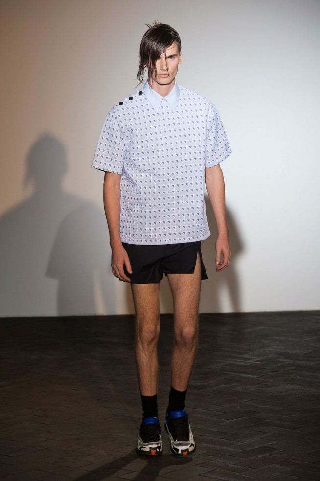 desfile-raf-simons-paris-men-verao2013-111