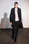 desfile-raf-simons-paris-men-verao2013-116