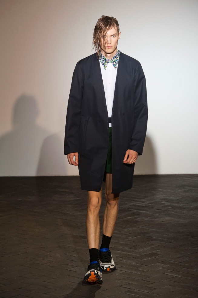 desfile-raf-simons-paris-men-verao2013-126