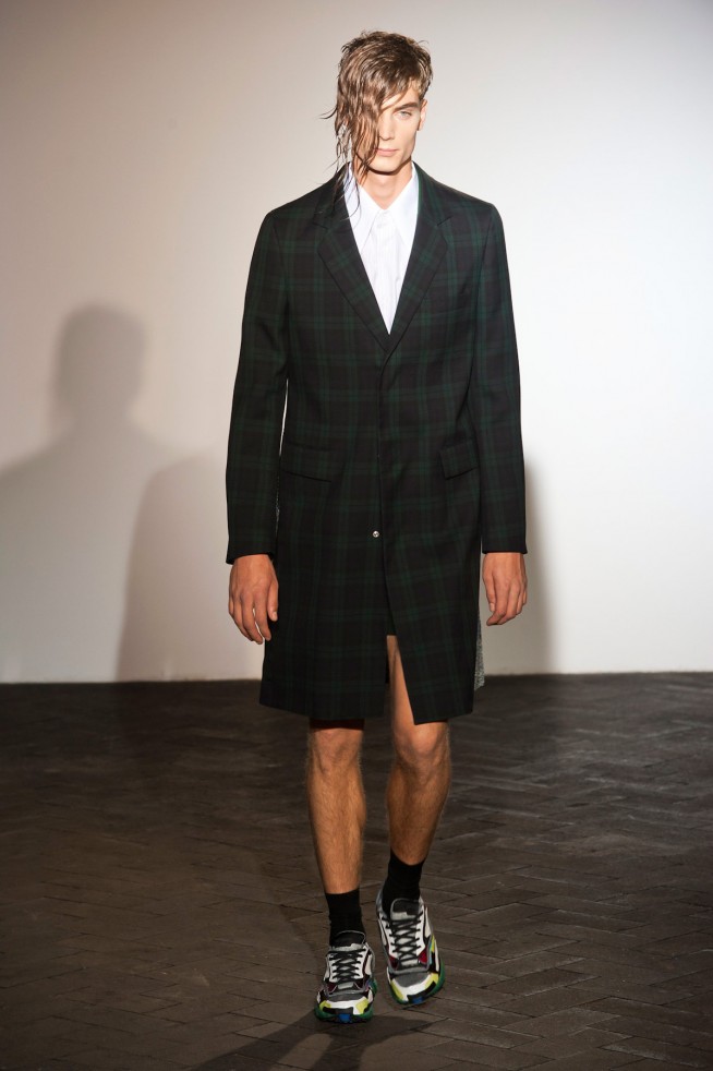 desfile-raf-simons-paris-men-verao2013-130