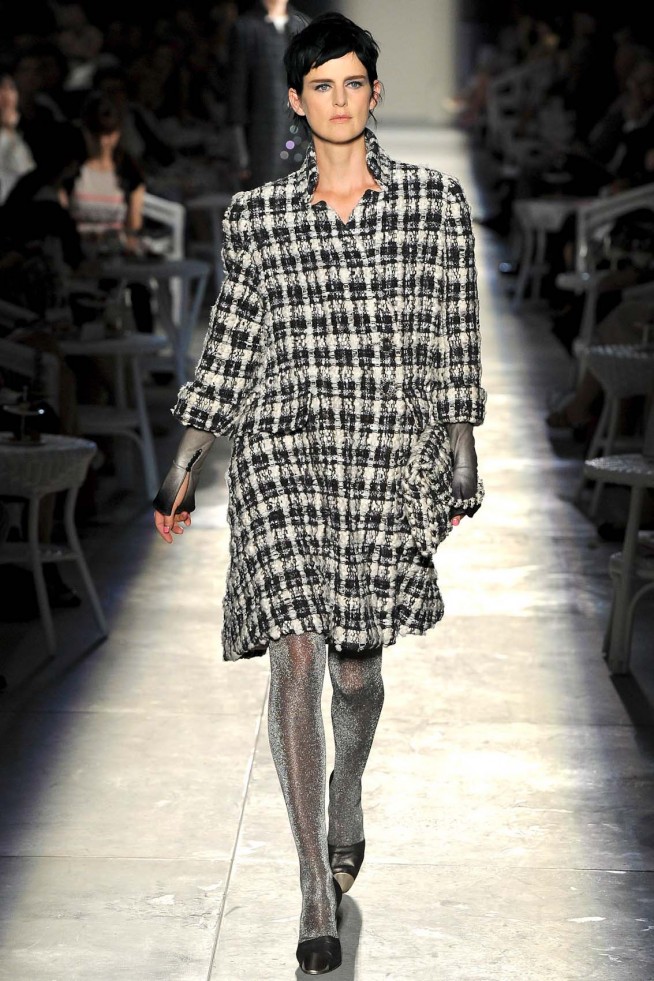 desfile-chanel-paris-hc-inverno2012-101