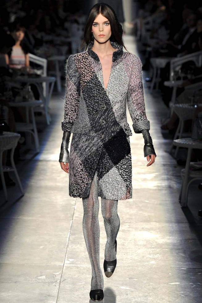 desfile-chanel-paris-hc-inverno2012-105