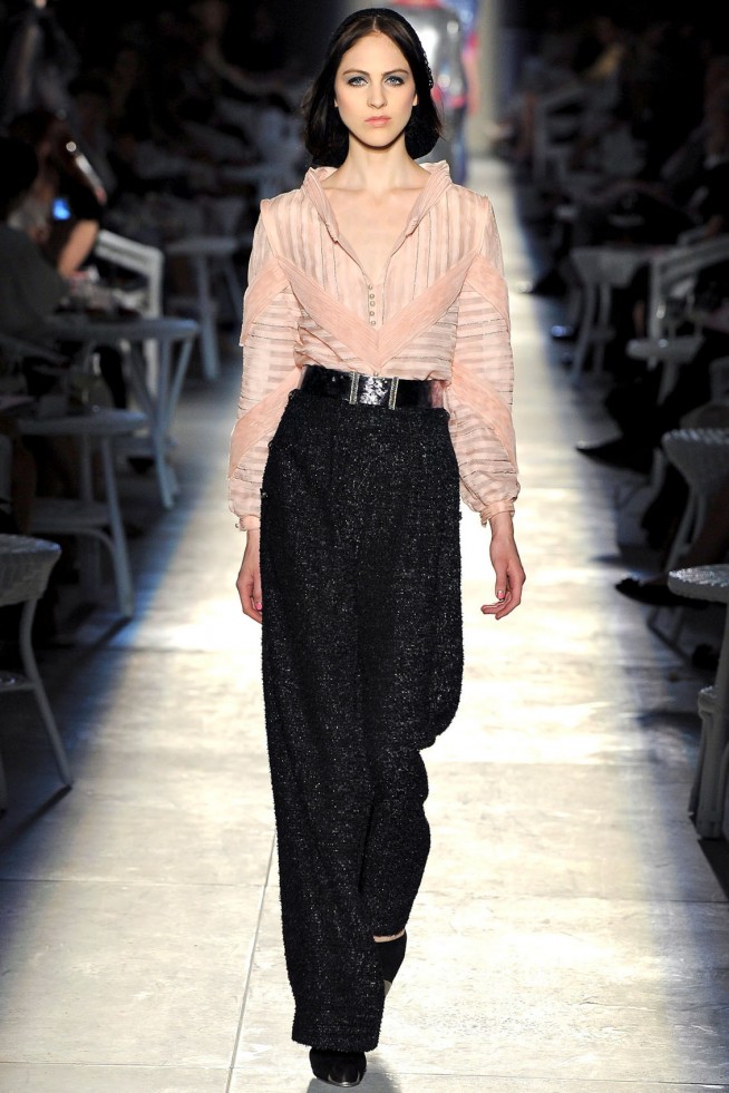 desfile-chanel-paris-hc-inverno2012-146