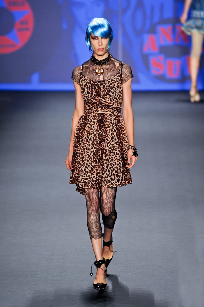 desfile-anna-sui-nova-york-verao2013-107