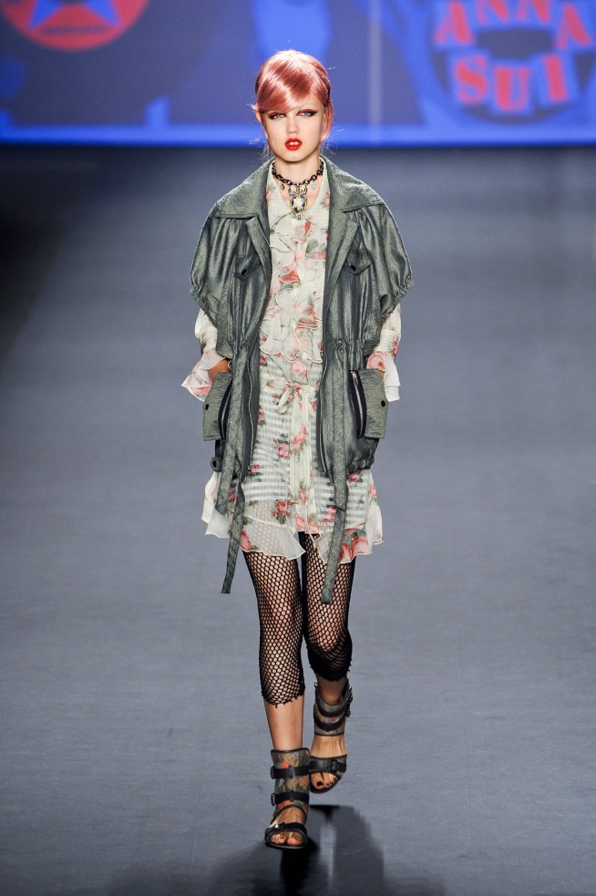 desfile-anna-sui-nova-york-verao2013-112
