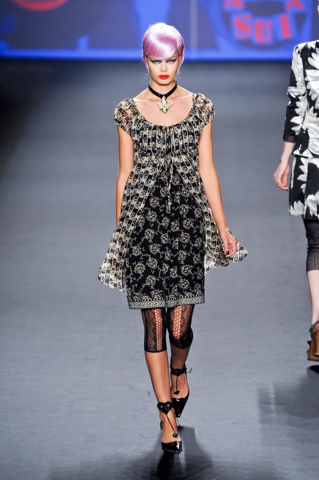 desfile-anna-sui-nova-york-verao2013-125
