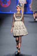 desfile-anna-sui-nova-york-verao2013-126