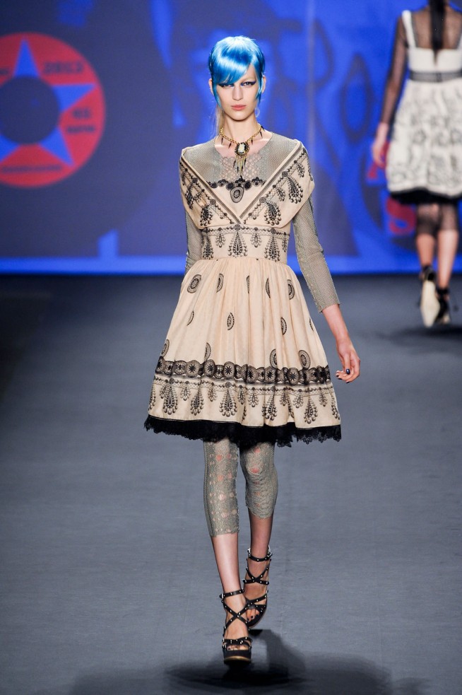 desfile-anna-sui-nova-york-verao2013-128