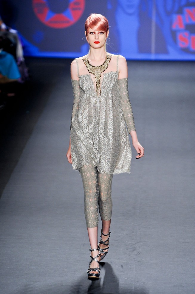 desfile-anna-sui-nova-york-verao2013-129