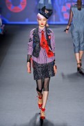 desfile-anna-sui-nova-york-verao2013-138