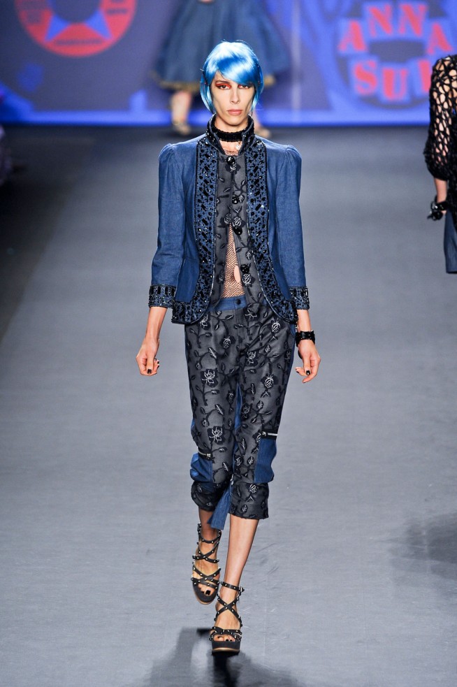 desfile-anna-sui-nova-york-verao2013-143