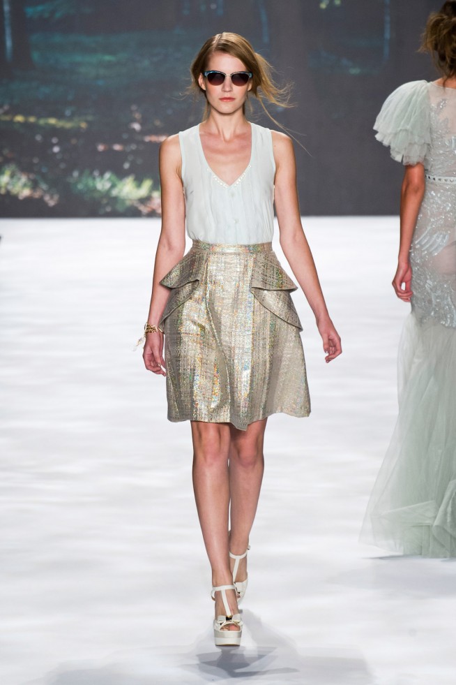 desfile-badgley-mischka-nova-york-verao2013-112