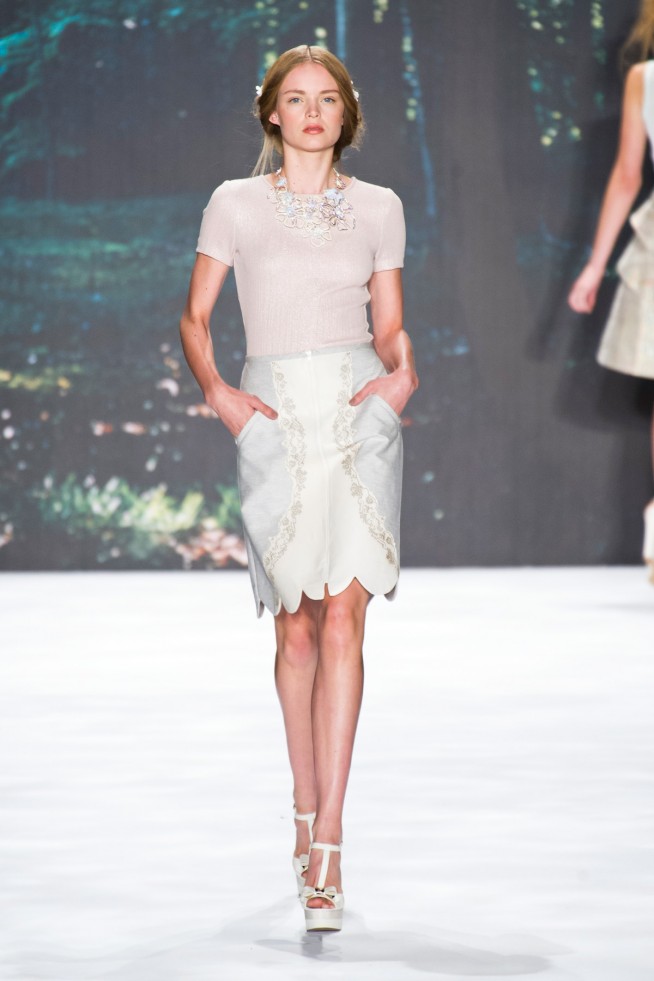 desfile-badgley-mischka-nova-york-verao2013-114