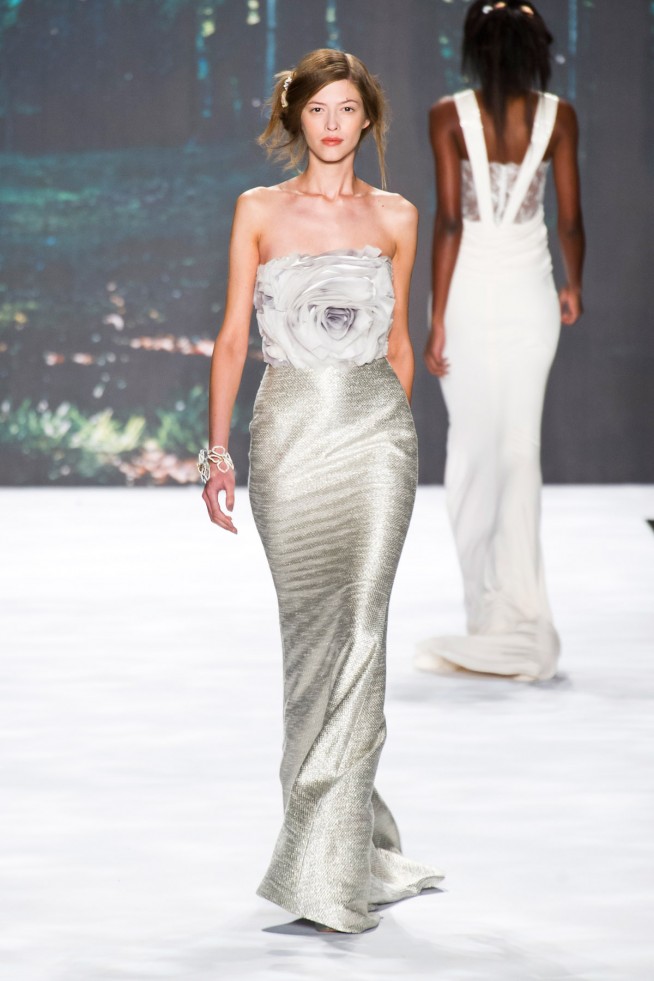 desfile-badgley-mischka-nova-york-verao2013-135