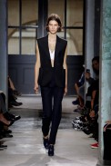 desfile-balenciaga-paris-verao2013-05