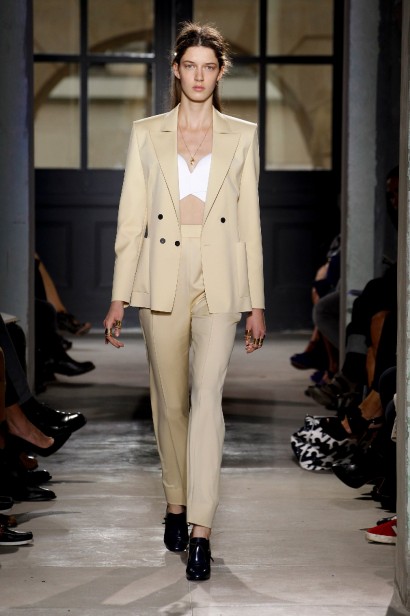 desfile-balenciaga-paris-verao2013-06