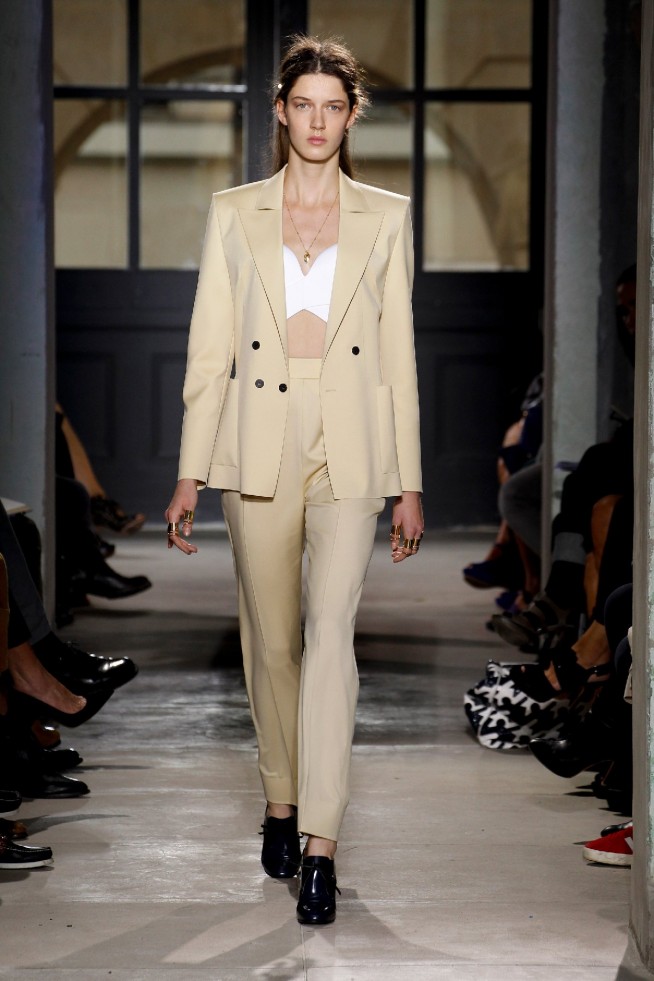 desfile-balenciaga-paris-verao2013-06