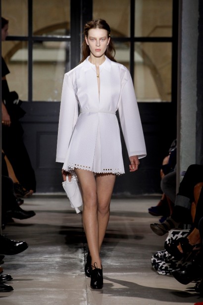 desfile-balenciaga-paris-verao2013-12