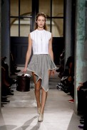 desfile-balenciaga-paris-verao2013-16