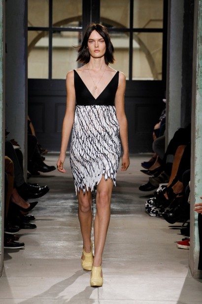 desfile-balenciaga-paris-verao2013-39