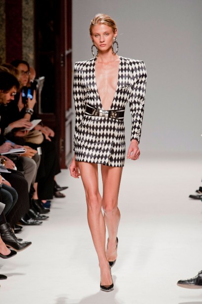 desfile-balmain-paris-verao2013-04