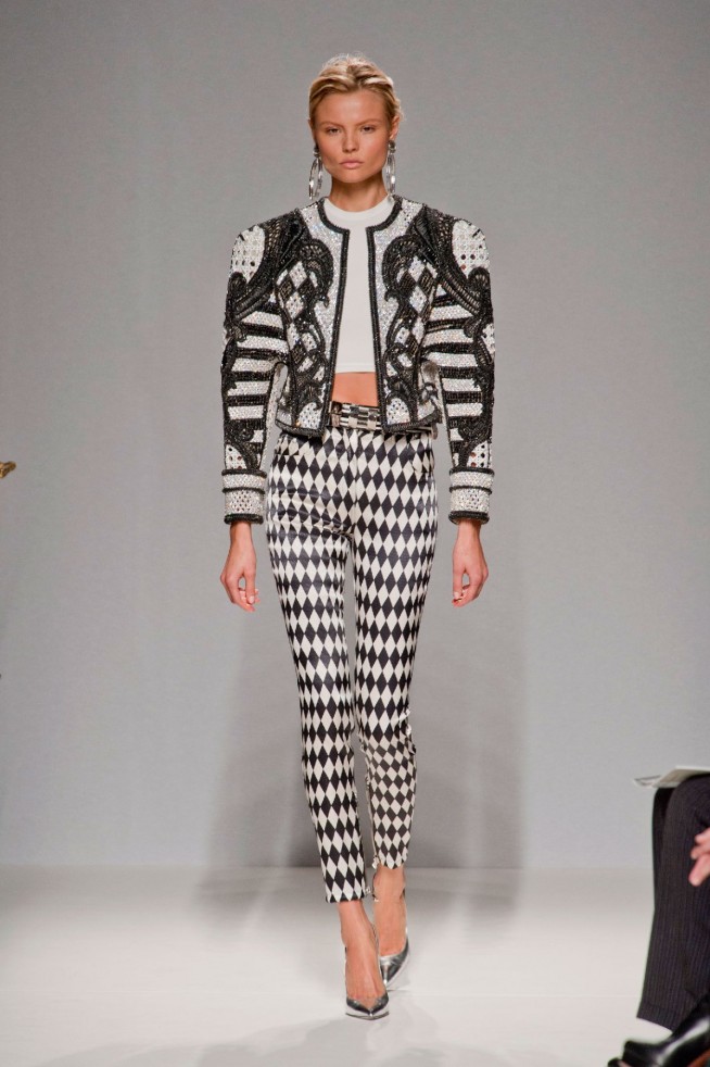 desfile-balmain-paris-verao2013-09
