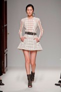 desfile-balmain-paris-verao2013-17