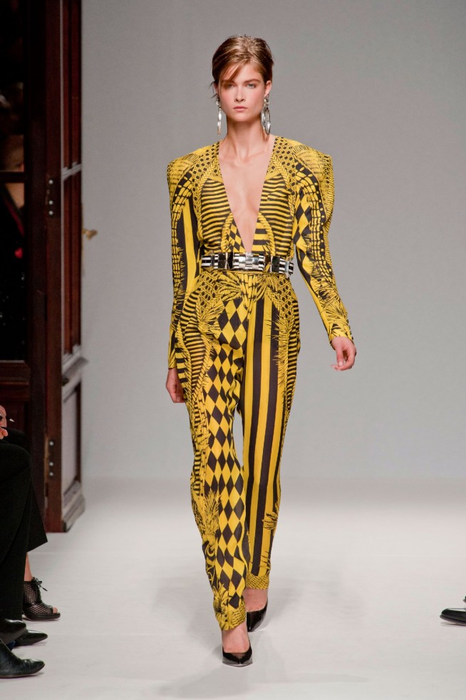 desfile-balmain-paris-verao2013-23
