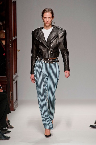 desfile-balmain-paris-verao2013-25
