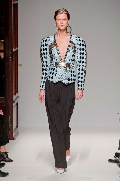 desfile-balmain-paris-verao2013-27