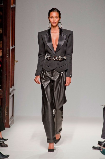 desfile-balmain-paris-verao2013-39