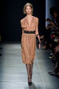 desfile-bottega-veneta-milao-verao2013-25
