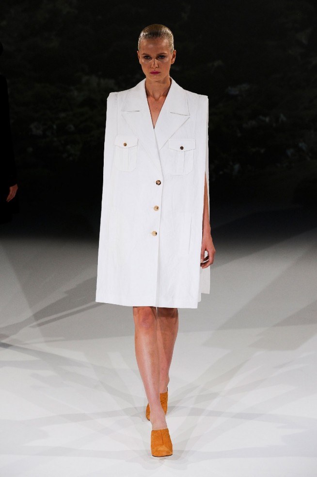 desfile-chalayan-paris-verao2013-02