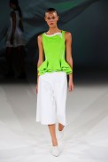 desfile-chalayan-paris-verao2013-12