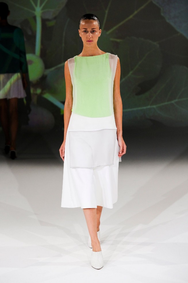 desfile-chalayan-paris-verao2013-16