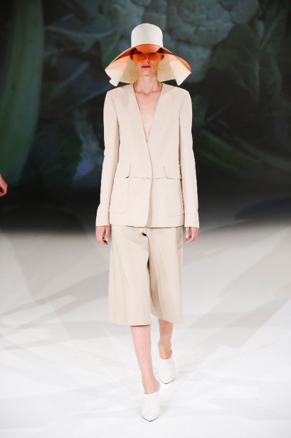 desfile-chalayan-paris-verao2013-32