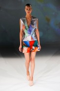 desfile-chalayan-paris-verao2013-37