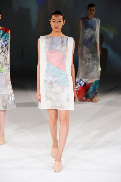 desfile-chalayan-paris-verao2013-40