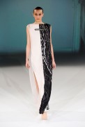 desfile-chalayan-paris-verao2013-44