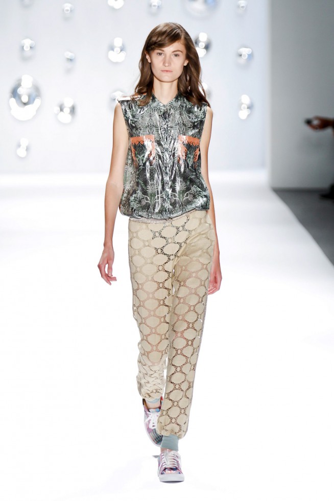 desfile-custo-barcelona-nova-york-verao2013-106