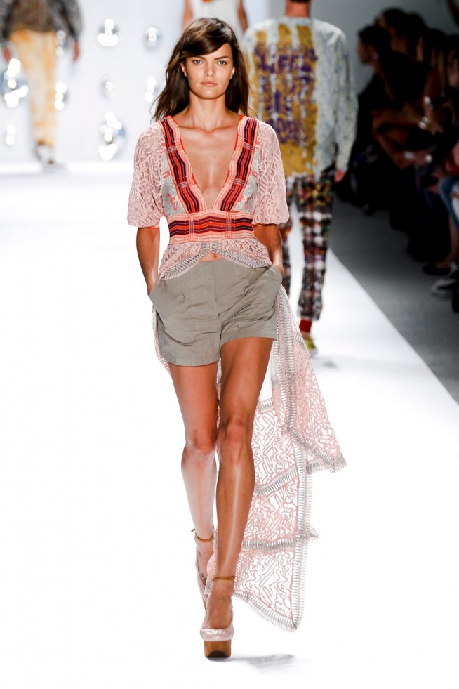 desfile-custo-barcelona-nova-york-verao2013-139