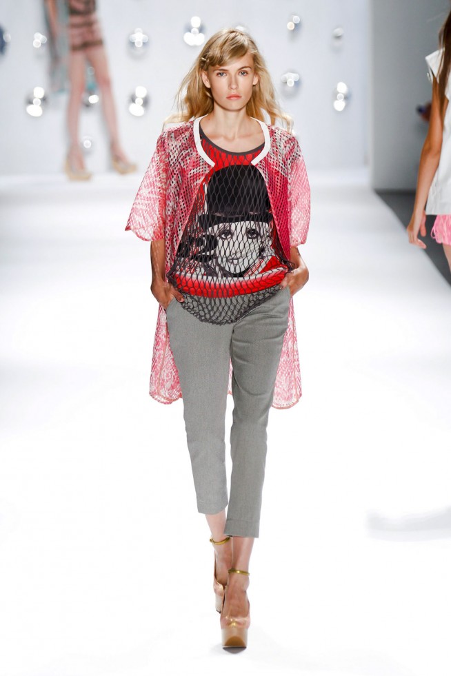 desfile-custo-barcelona-nova-york-verao2013-143