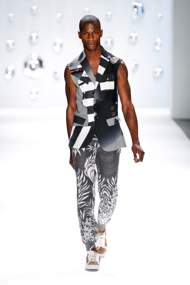 desfile-custo-barcelona-nova-york-verao2013-148