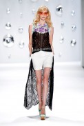desfile-custo-barcelona-nova-york-verao2013-149